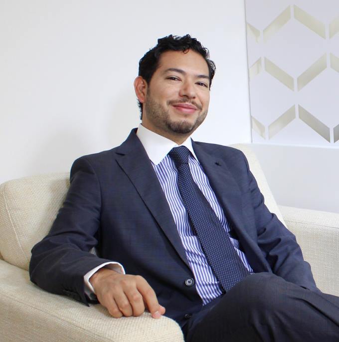 Dr Pablo César Segovia García
