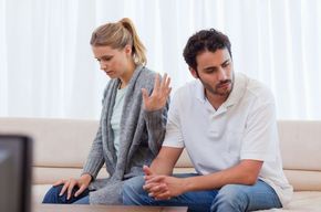 Tip list pareja discutiendo 2