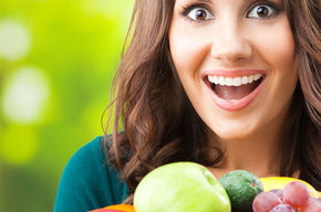 Tip list 123 mujer sonriendo fruta